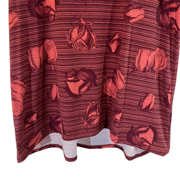 LulaRoe Multi Pattern T Shirt Plus 2XL Striped Rose Flowers Short Sleeve Purple - Picture 4 of 5